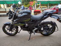 Black Suzuki Gixxer 150