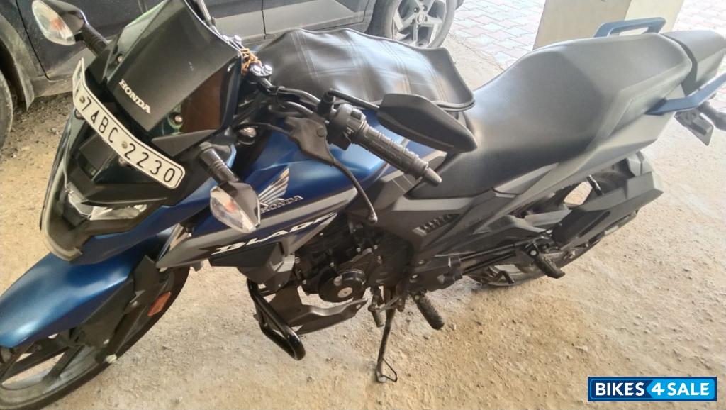 Mat Marwel Blue Meta Honda XBlade BS6