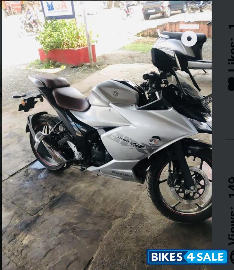 Silver Suzuki Gixxer SF BS6