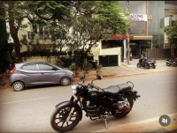 Royal Enfield Classic Stealth Black 2022 Model