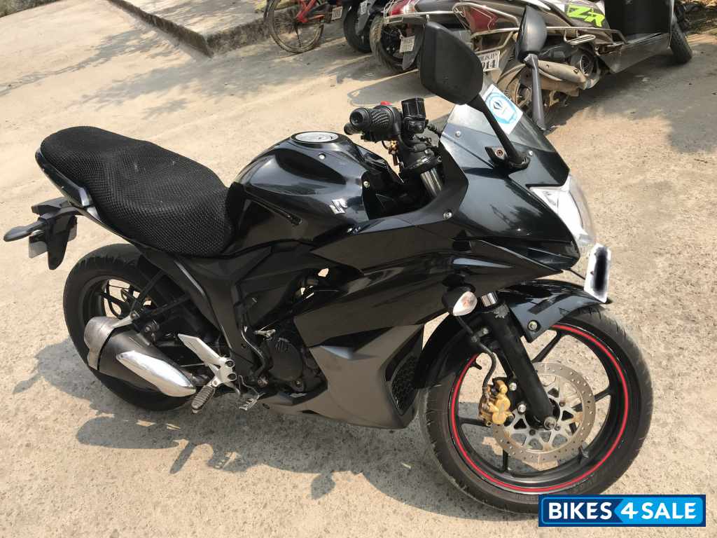 Suzuki Gixxer SF