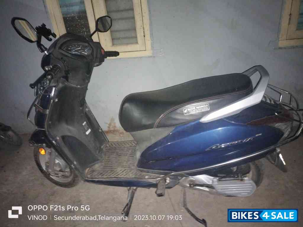 Blue Honda Activa 6G