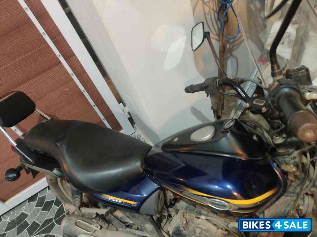 Bajaj Avenger Street 150