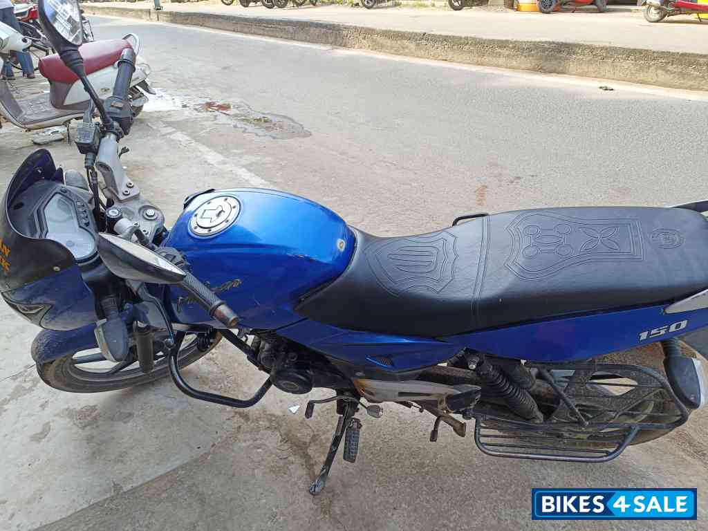 Bajaj Pulsar 150