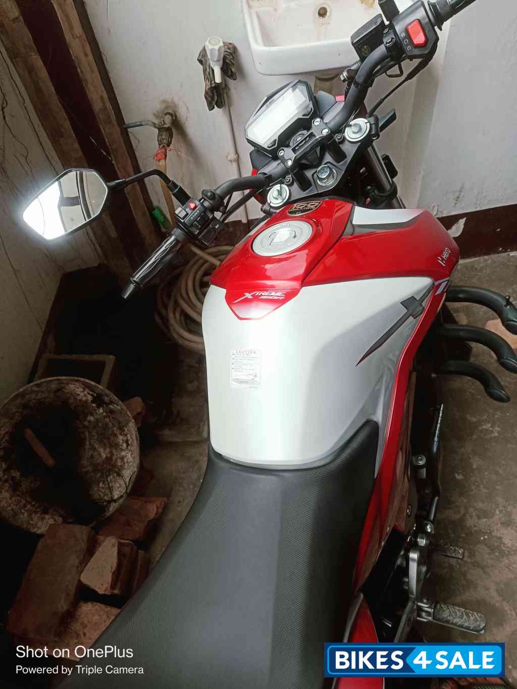 Hero Xtreme 160R 100 Million Edition