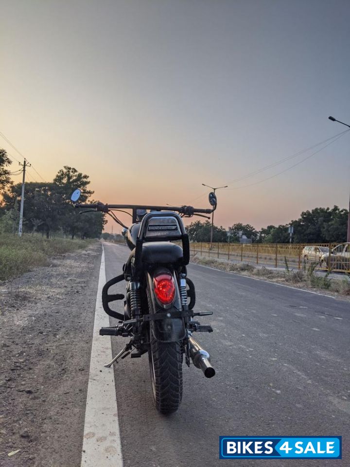 Royal Enfield Thunderbird 350 Royal Enfield Thunderbird 350