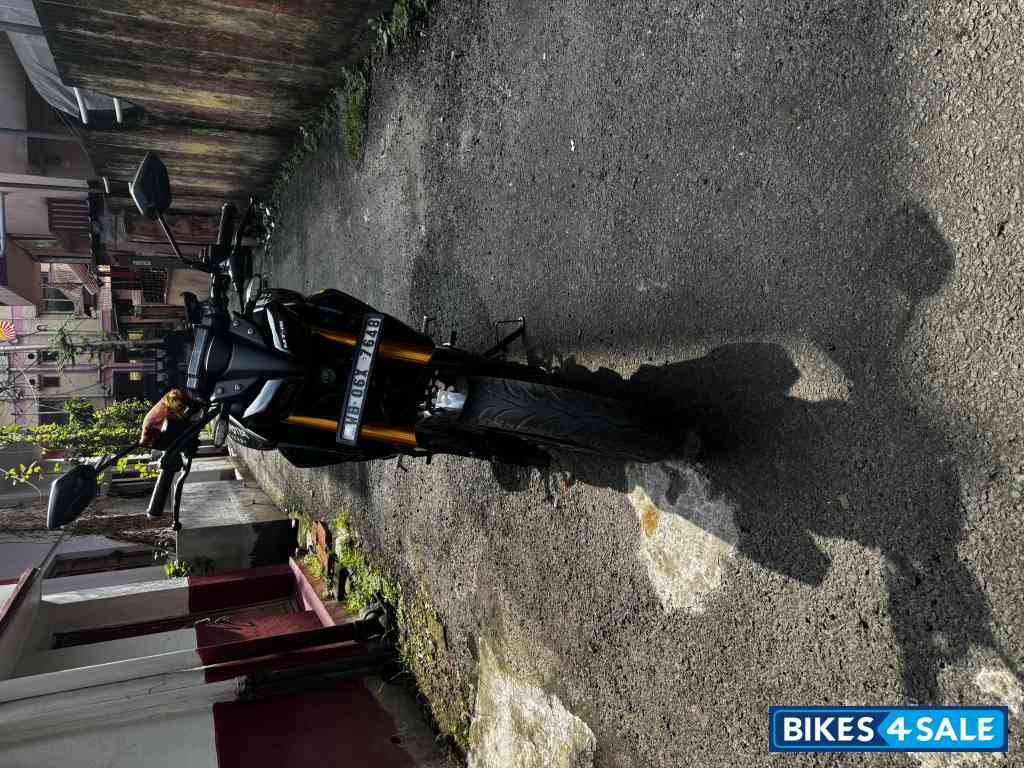 Black Yamaha MT-15 V2.0 Monster Energy MotoGP Edition