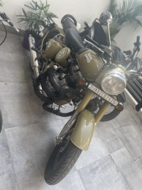 Desert Storm Royal Enfield Classic Desert Storm