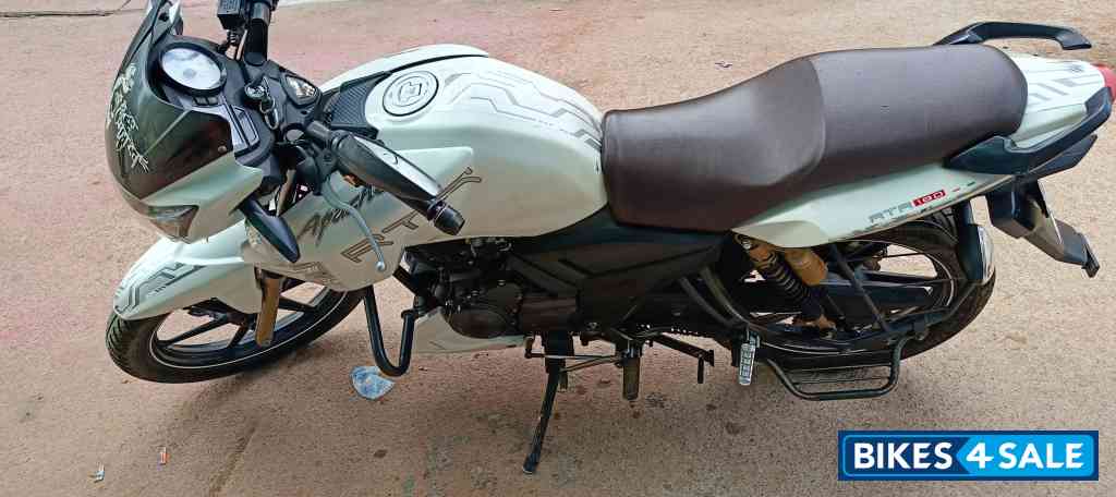 TVS Apache RTR 180