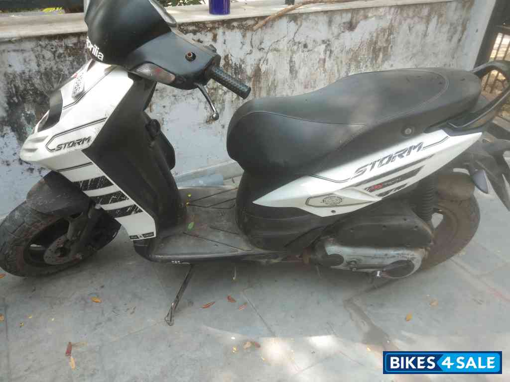 White Aprilia Storm