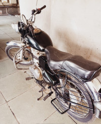 Black Royal Enfield Bullet Electra Twinspark