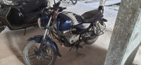 Bajaj V15