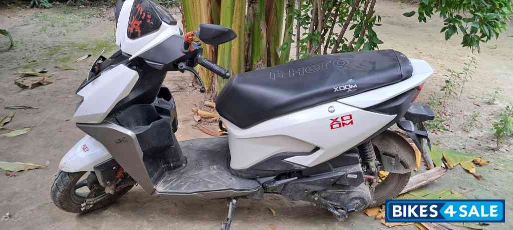 White Honda Xoom(VX)