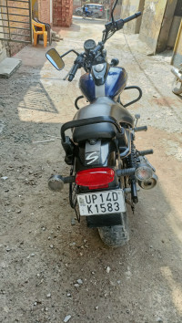 Blue Bajaj Avenger Street 150