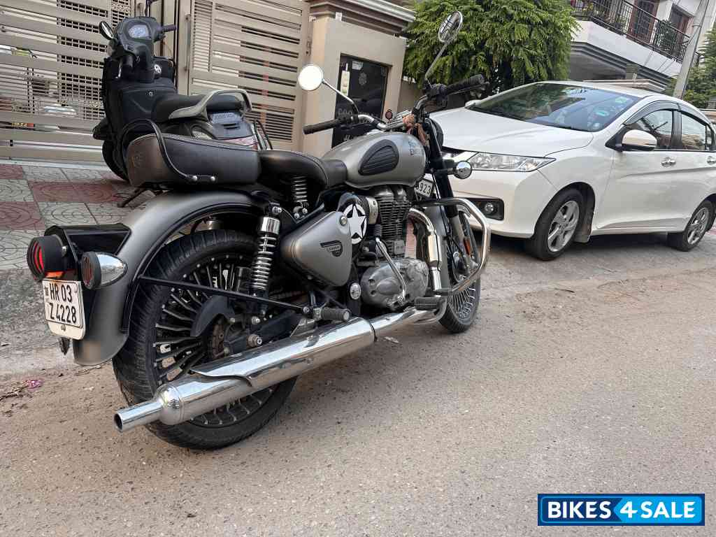 Royal Enfield Classic Gunmetal Grey