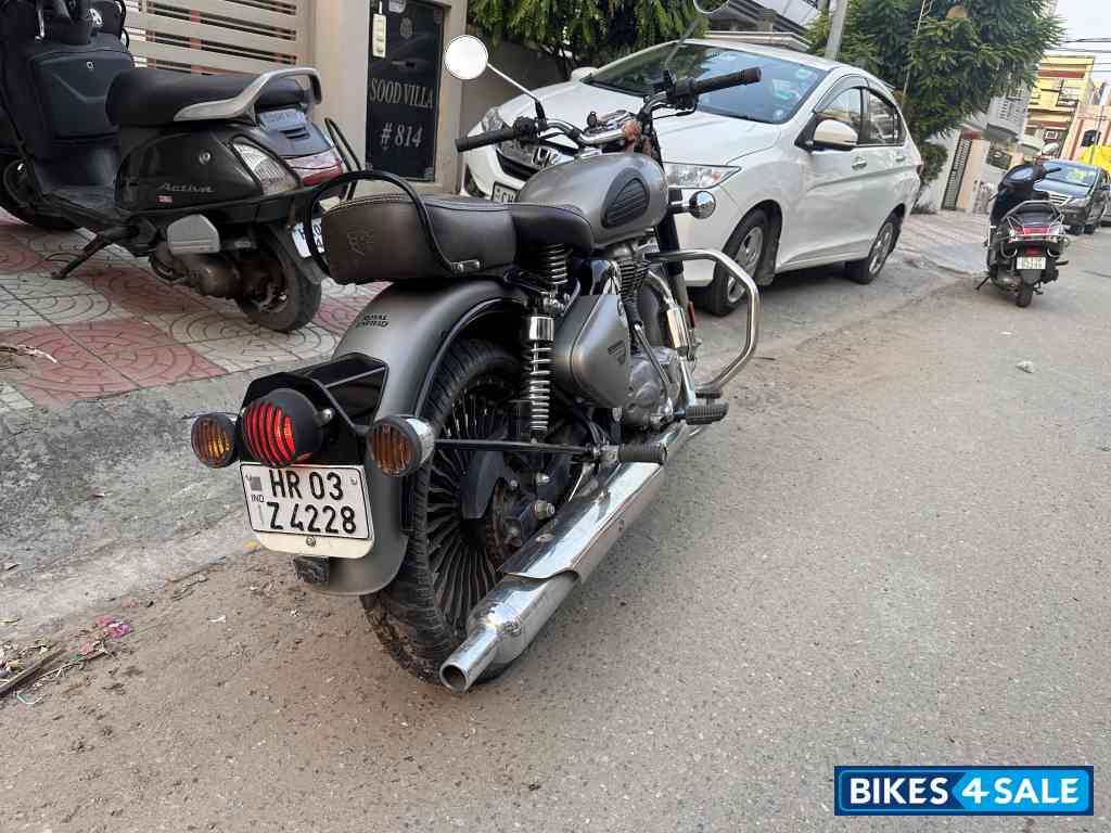 Royal Enfield Classic Gunmetal Grey