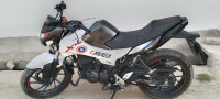 White Hero Xtreme 160R