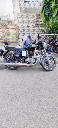Black Royal Enfield Bullet Electra