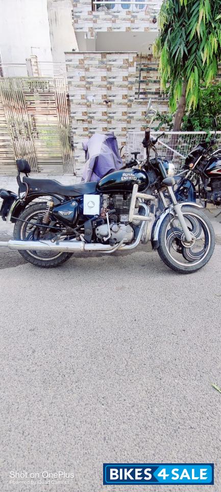 Black Royal Enfield Bullet Electra