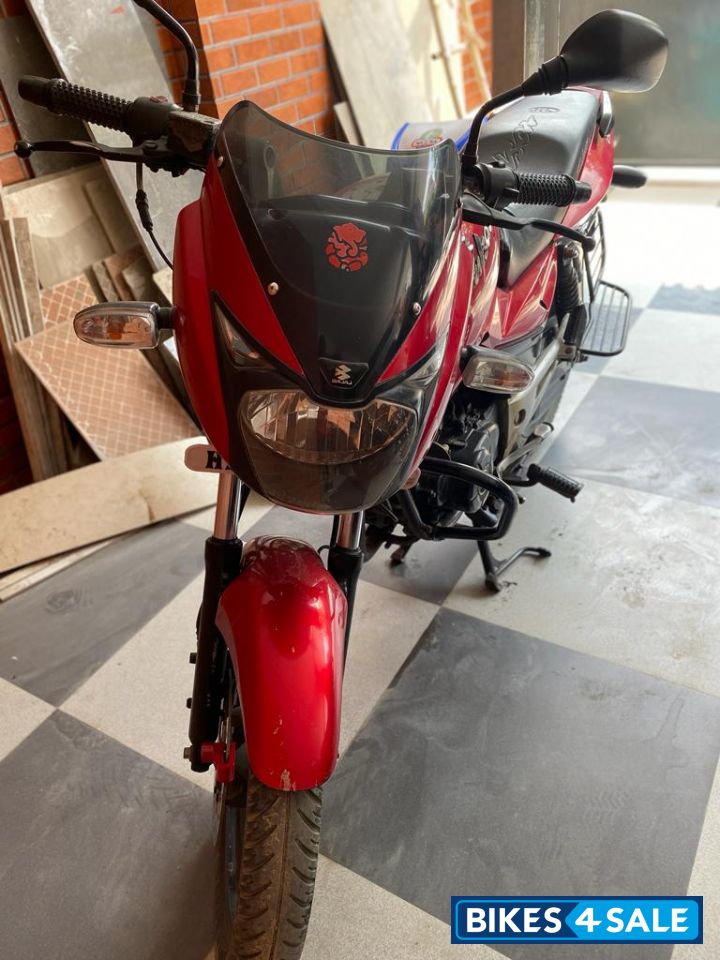 Red Bajaj Pulsar 150 DTSi