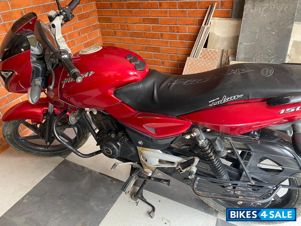 Red Bajaj Pulsar 150 DTSi