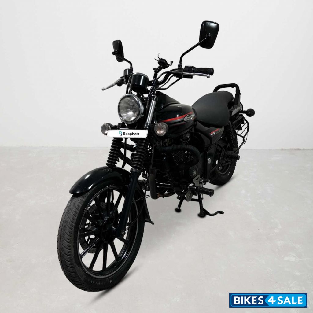 Bajaj Avenger Street 220
