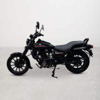 Bajaj Avenger Street 220