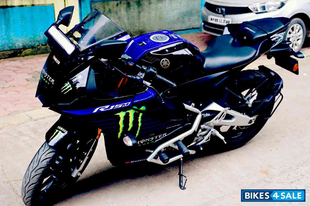 Black Metelic Yamaha R15M Monster Energy MotoGP Edition