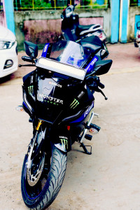 Black Metelic Yamaha R15M Monster Energy MotoGP Edition