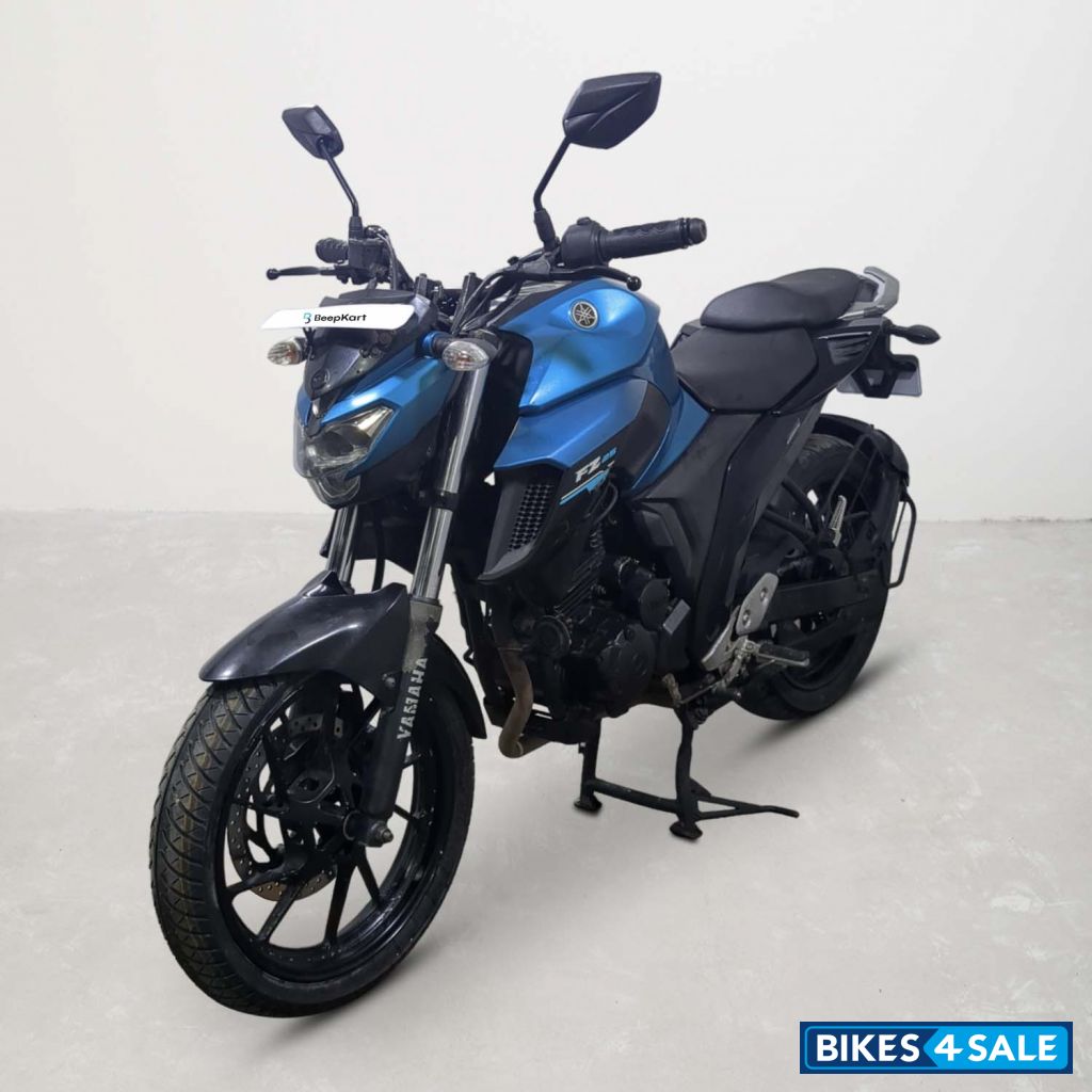 Yamaha FZ25