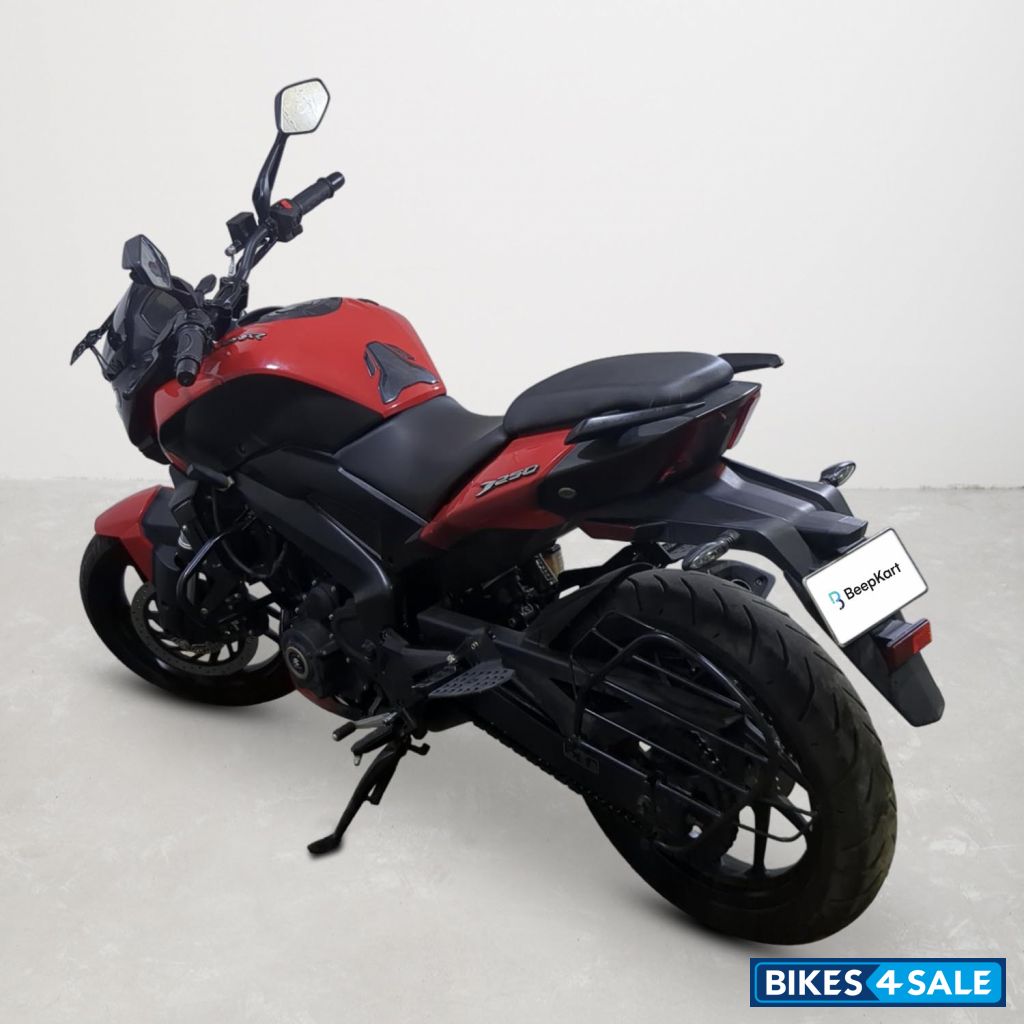 Bajaj Dominar 250