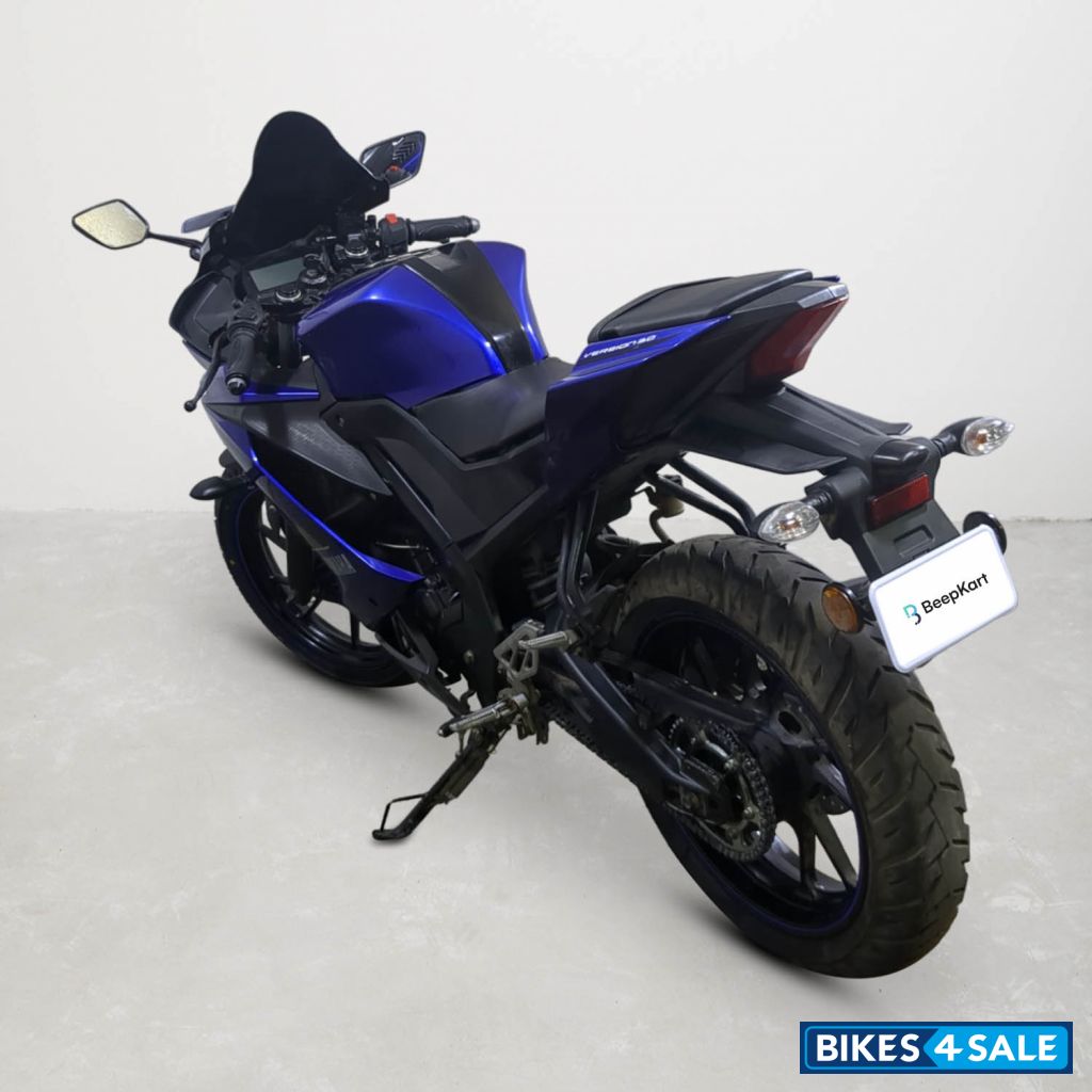 Yamaha YZF R15 V3