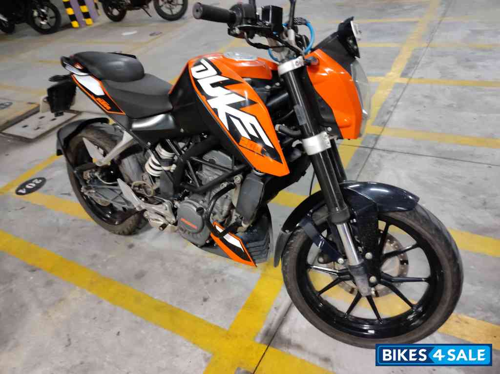 KTM Duke 200