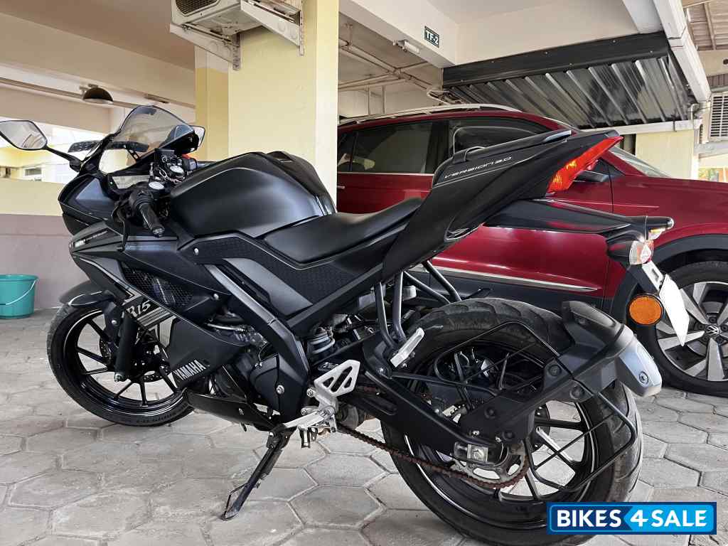 Yamaha YZF R15