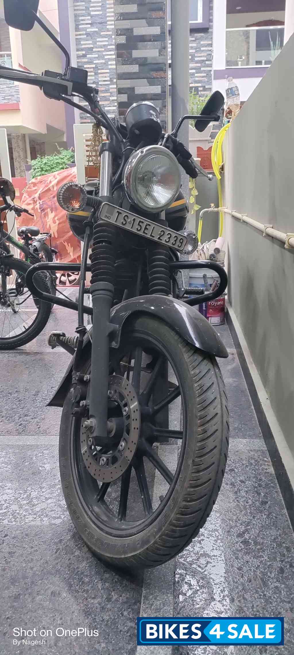 Blue Bajaj Avenger Street 150 Blue Bajaj Avenger Street 150