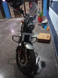 Yezdi Roadster Yezdi Roadstar Silver