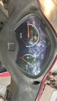 Red Honda Activa i