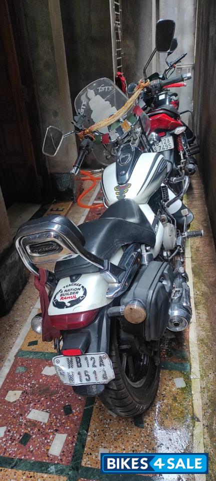 Bajaj Avenger Cruise 220