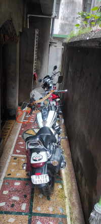 Bajaj Avenger Cruise 220