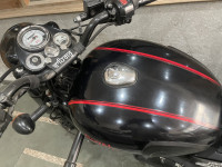 Royal Enfield Classic Stealth Black