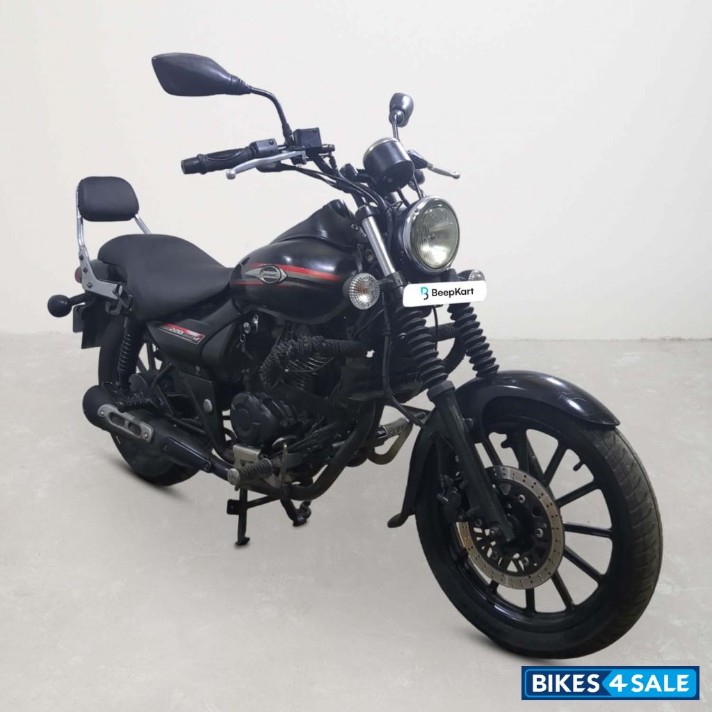 Bajaj Avenger Street 220