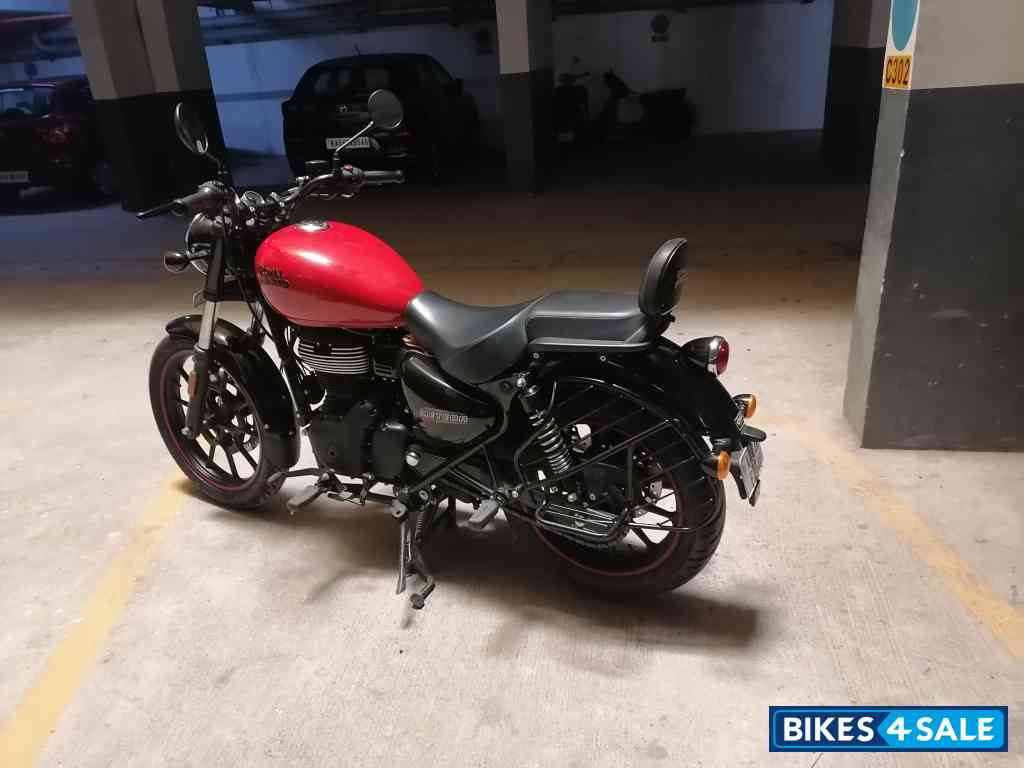 Royal Enfield Meteor 350 Fireball