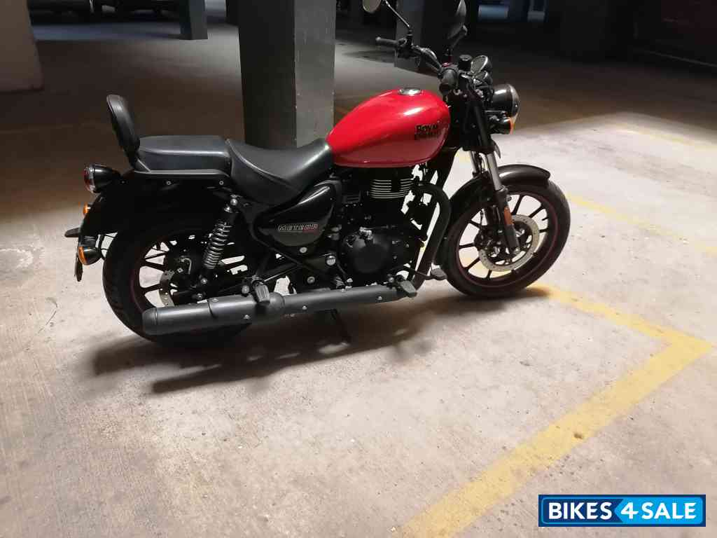 Royal Enfield Meteor 350 Fireball