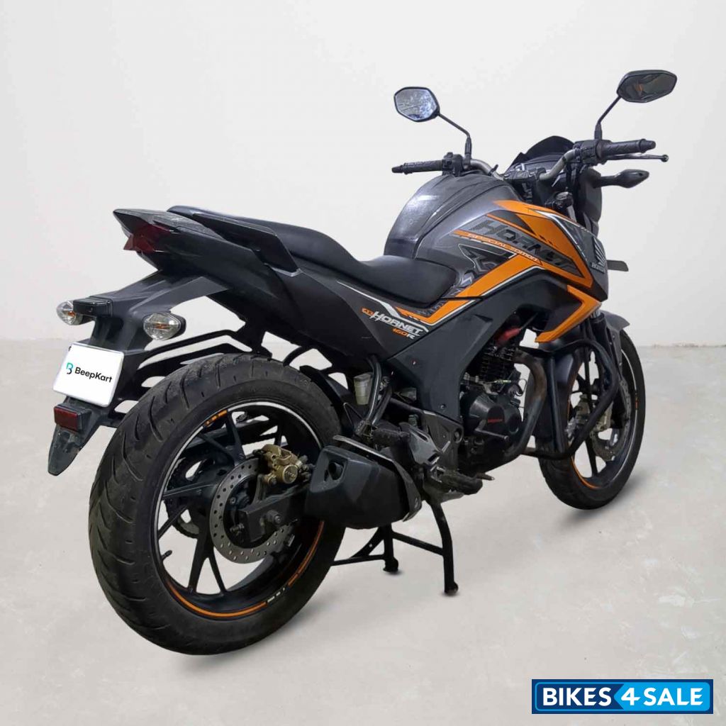 Honda CB Hornet 160R