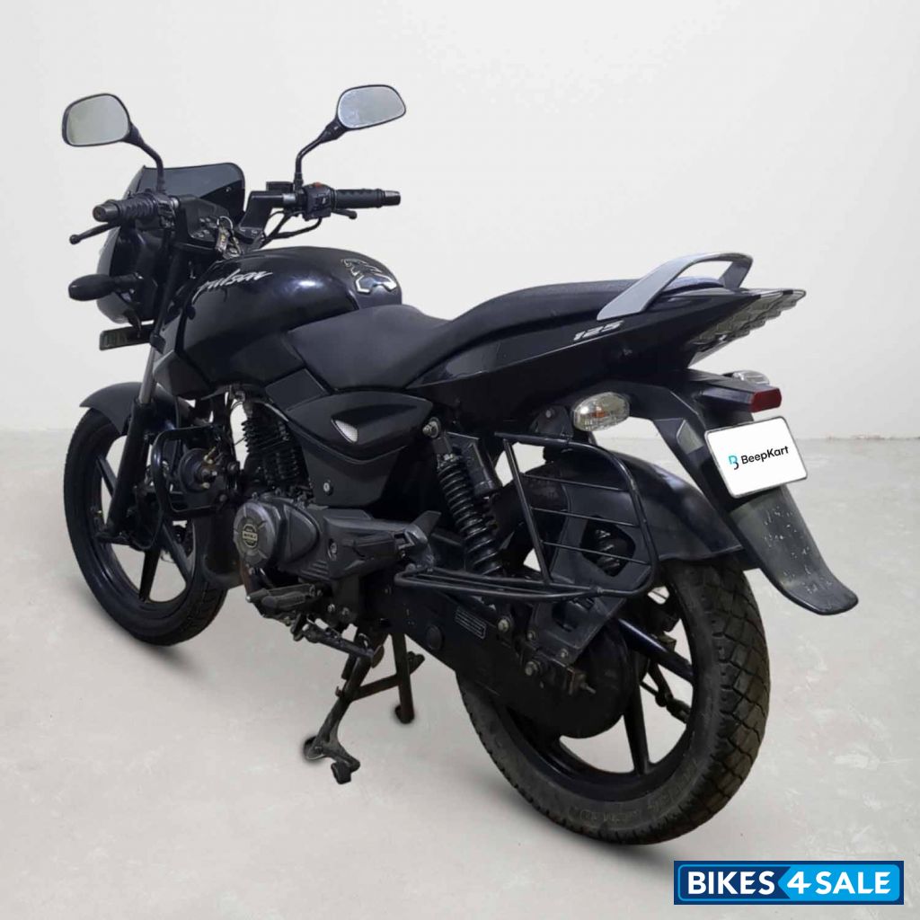 Bajaj Pulsar 125