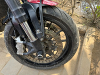 Red Benelli Leoncino 500 BS6