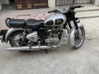 Royal Enfield Classic 350 BS VI