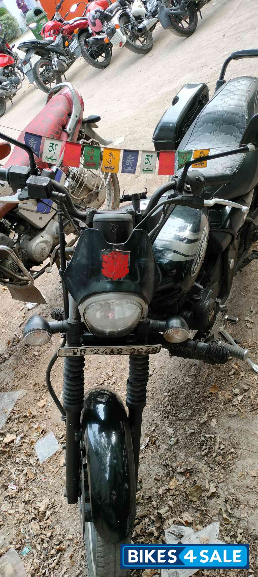 Bajaj Avenger Street 180