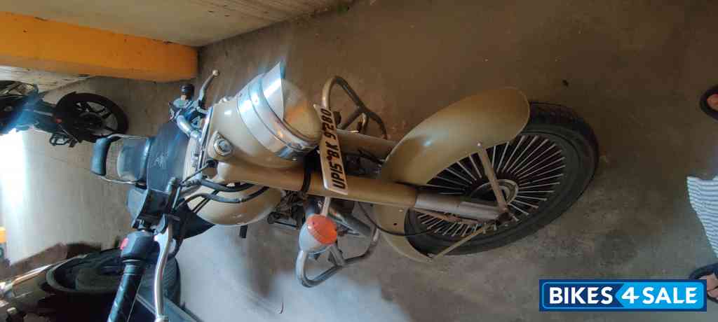 Royal Enfield Classic Desert Storm