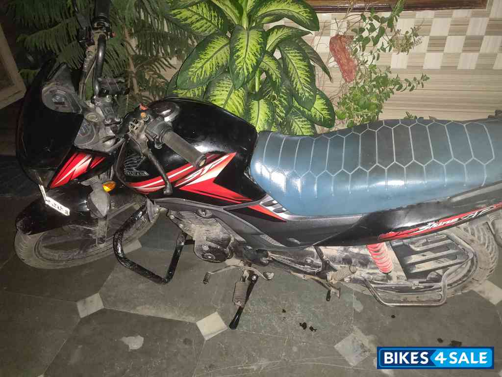 Black Honda CB Shine SP